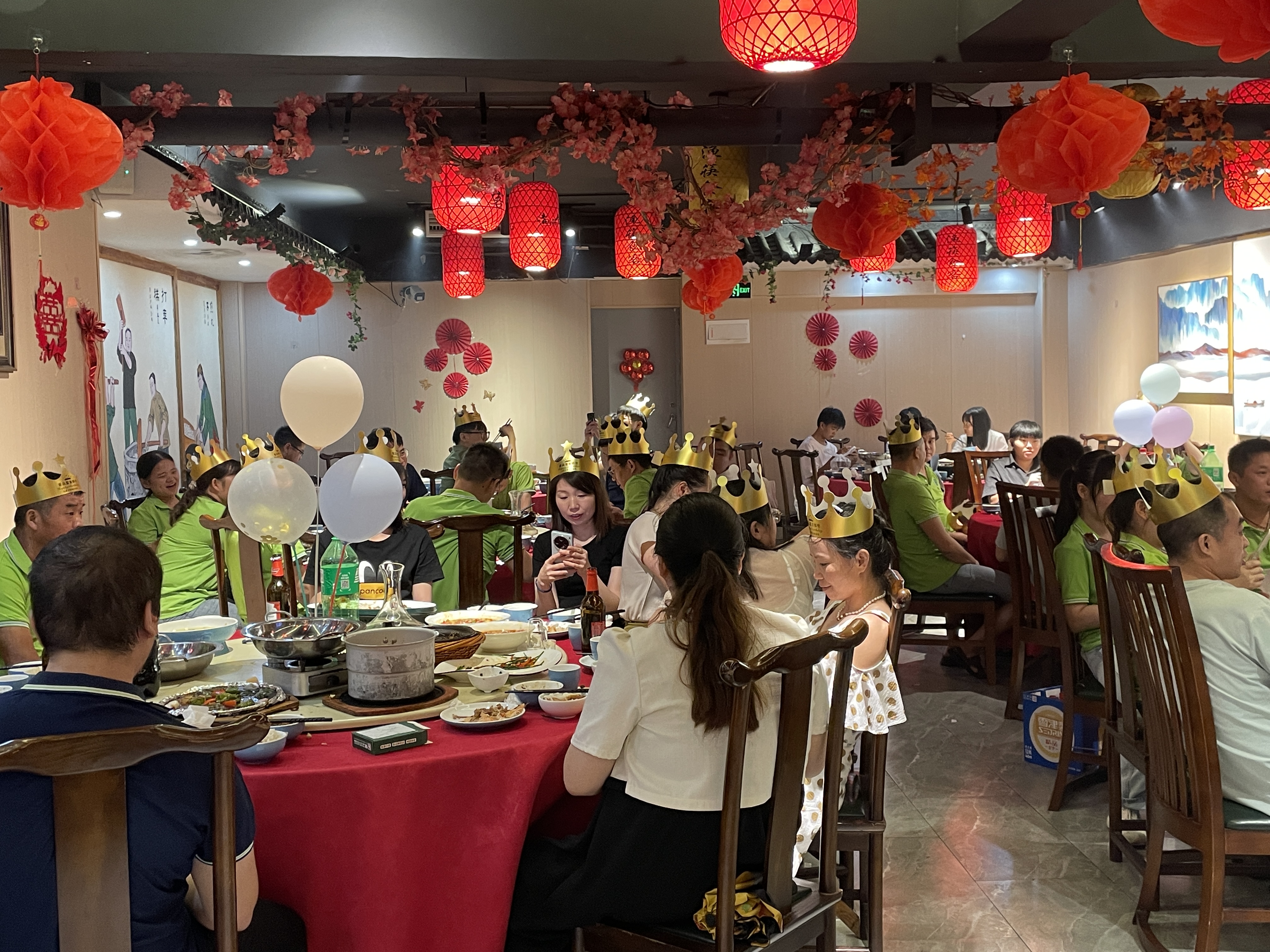 一切美好，如“7”而至--允福亨新能源6-7月份員工生日會(huì)
